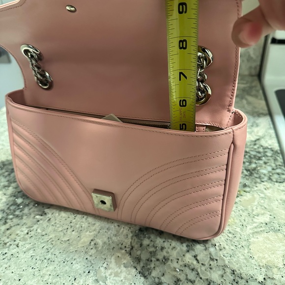 Gucci -GG MARMONT SMALL SHOULDER BAG - Picture 15 of 16